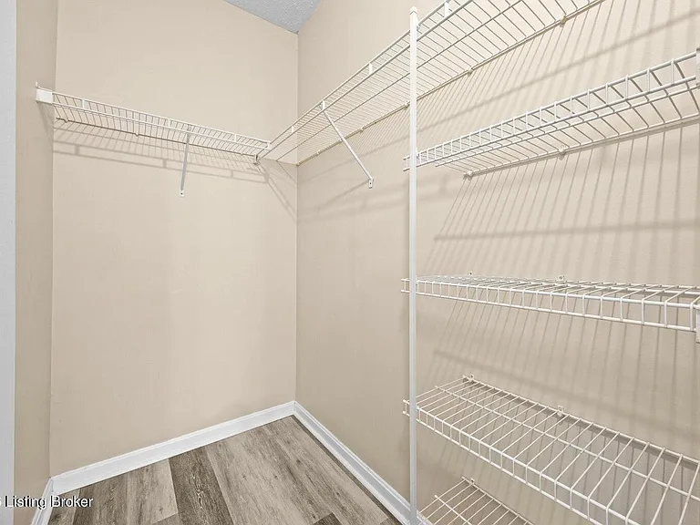13202 Prospect Glen Way — Photo 16