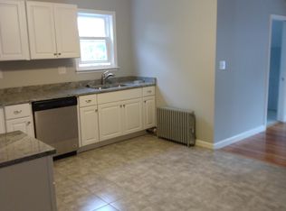 32 Angell Ave FLOOR 2, Johnston, RI 02919