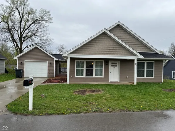 109 Crestview Ct, Charlestown, IN 47111