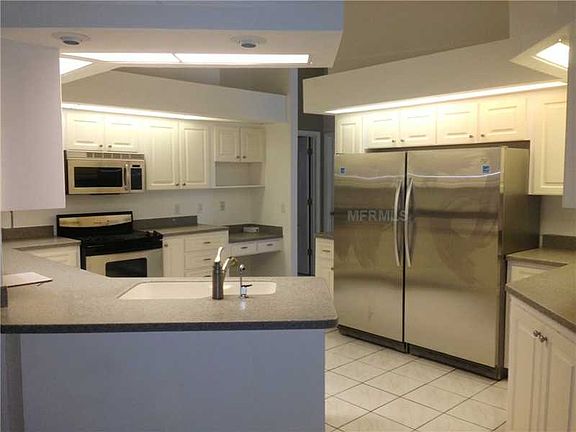 2nd image of 583 Toulouse Dr