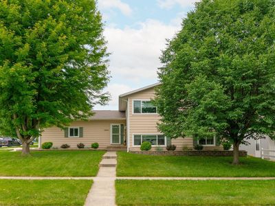 5844 Blue Sage Rd, Waterloo, IA, 50701