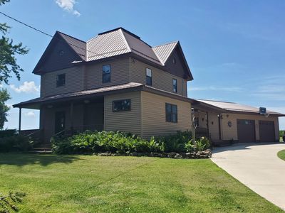 945 County St, Ridgeway, IA, 52165