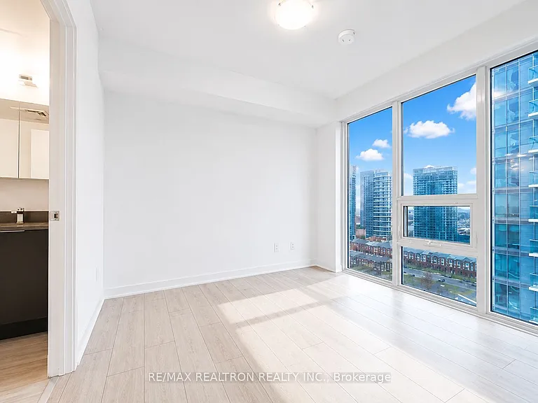 2031 Kennedy Rd #1725 — Photo 7