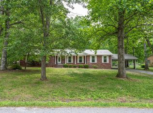 174 Hickory Hollow Dr, Crossville, TN 38555