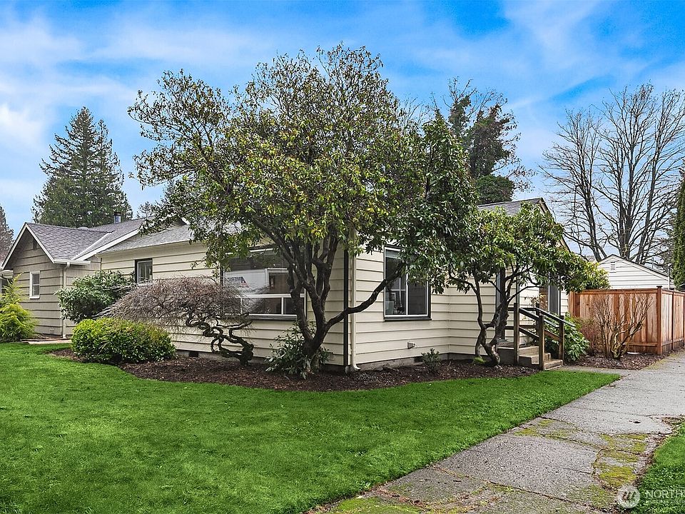 1st image of 240 Janet Ave N