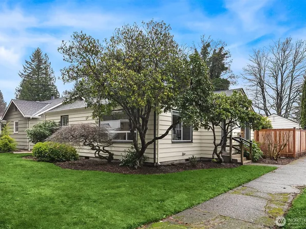 240 Janet Ave N, North Bend, WA 98045