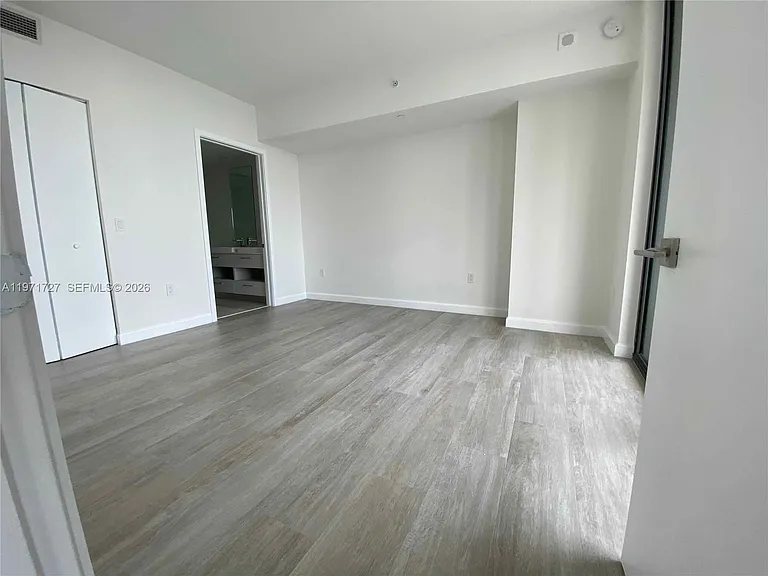 45 SW 9th St #3703 — Photo 26