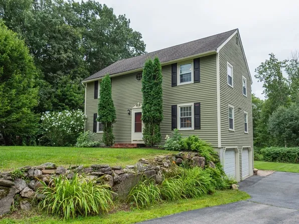 17 Norwood Rd, Salem, NH 03079