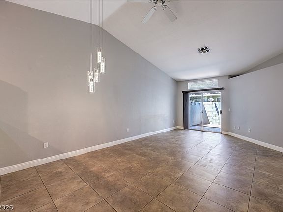4th image of 149 Tapatio St