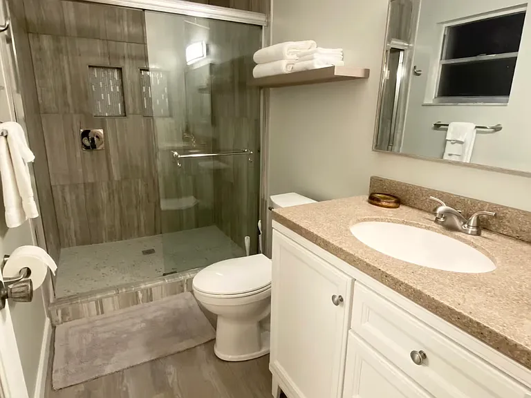 317 Montgomery Ave #317 — Photo 8