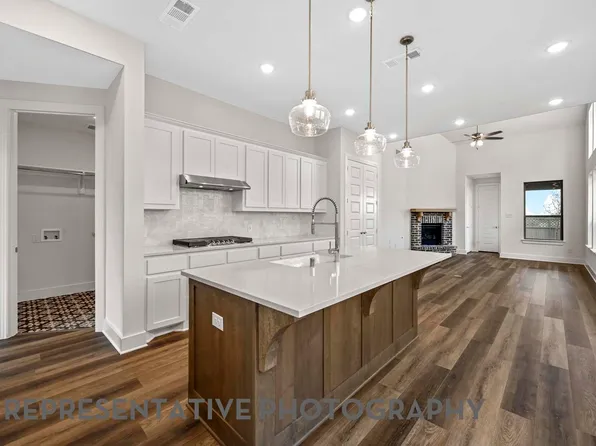 1717 Cornwall Ave, Haslet, TX 76052