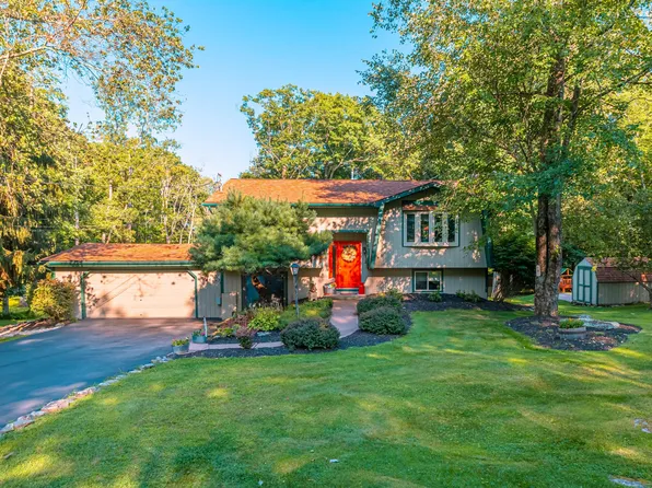 534 Seese Hill Rd, Canadensis, PA 18325