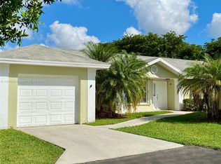 2285 SE 4th Ct, Homestead, FL 33033