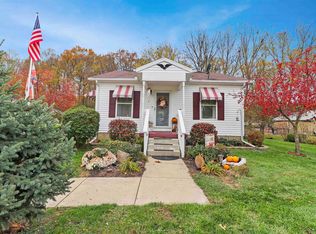 710 Bluewater Dr, Monticello, IN 47960