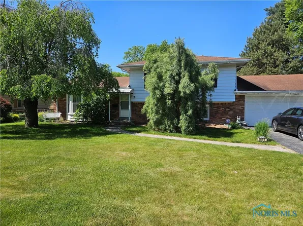 2026 Green Valley Dr, Toledo, OH 43614