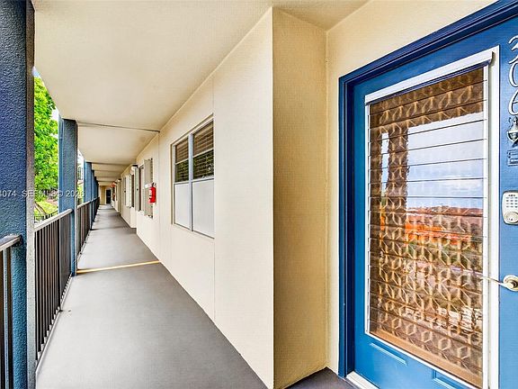 3rd image of 700 SW 128th Ave APT 306C
