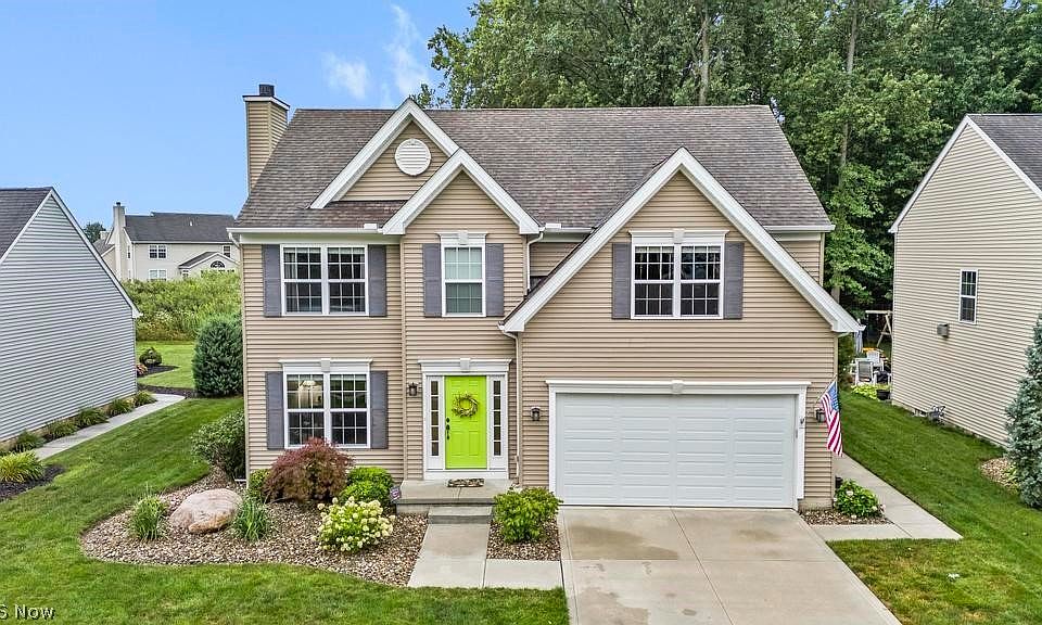 1st image of 33269 Canterbury Rd
