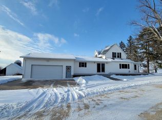 1557 Old Lancaster Road, Platteville, WI 53818