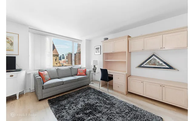 Sold by Douglas Elliman | media 4