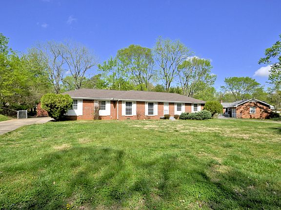 2nd image of 574 Rosehill Dr