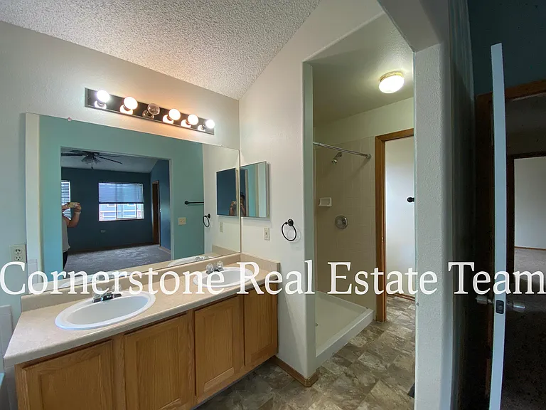5312 Luster Dr — Photo 5
