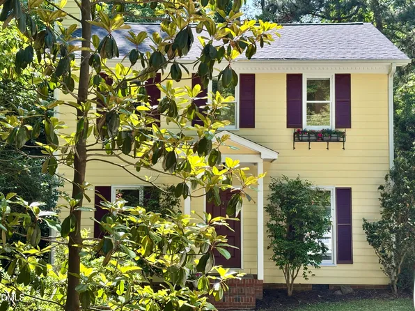 3116 Oxford Dr, Durham, NC 27707