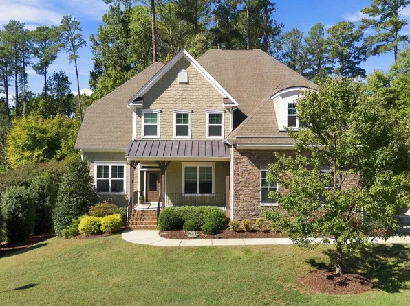 5000 Darcy Woods Ln, Fuquay Varina, NC 27526