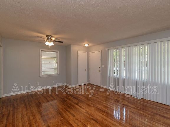 3rd image of 2060 Wharton Dr