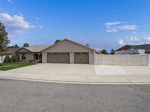3rd image of 280 Gill Creek Ct