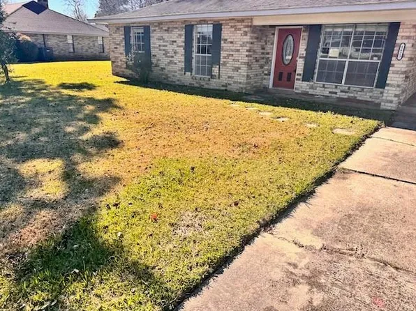1623 S Sandra Ave, Gonzales, LA 70737