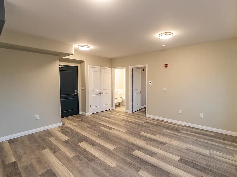 6479 Montrose Rd — Photo 12