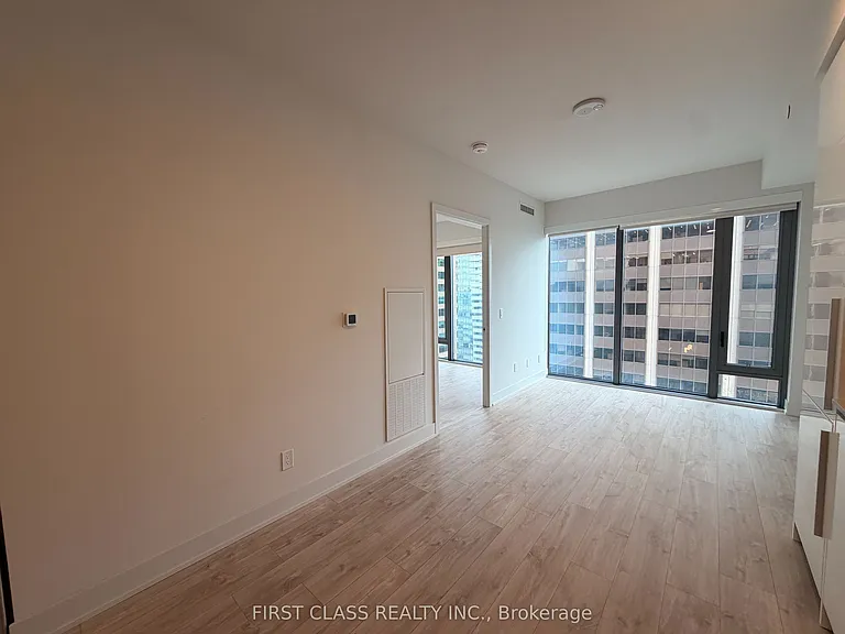 8 Cumberland St #3604 — Photo 7