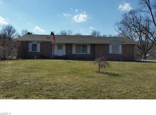 136 S Munroe Rd, Tallmadge, OH 44278