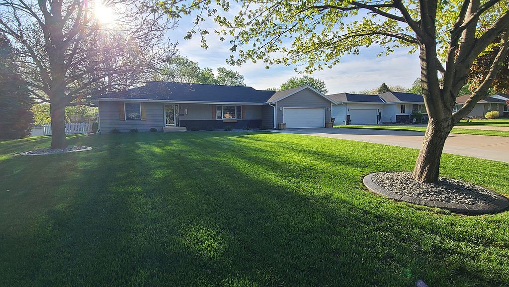 1720 N Main St - Property Image