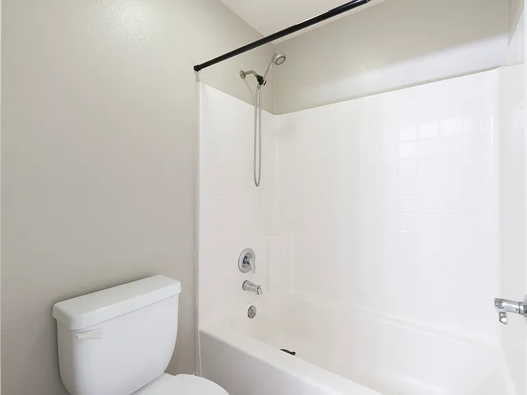 6303 Plum Ave — Photo 20