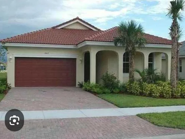 1807 SW JAMESPORT Drive, Port St Lucie, FL 34953