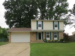 548 E Overlook Dr, Eastlake, OH