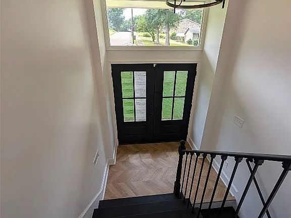 2nd image of 31 Mountainview Dr