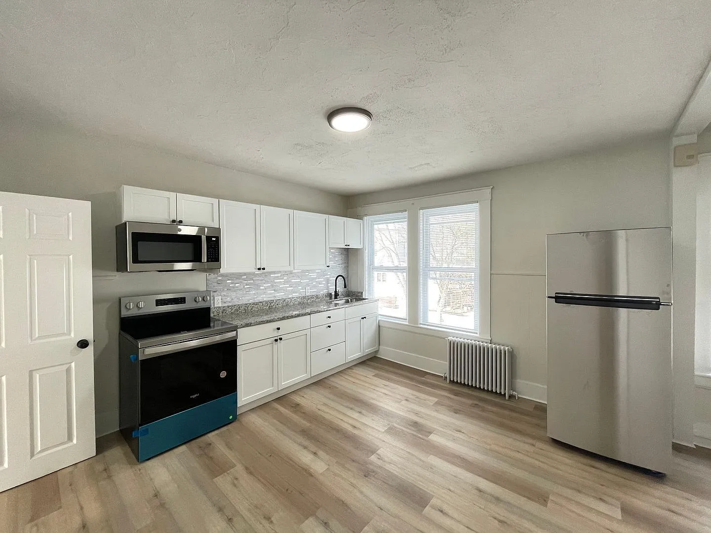 1 bed, 1.0 bath, 555 sqft, $1,675 — Photo 1