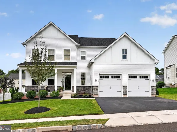 313 Connor Ln, Perkasie, PA 18944