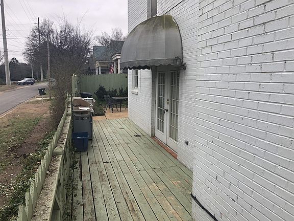 4th image of 301 19th Ave #1