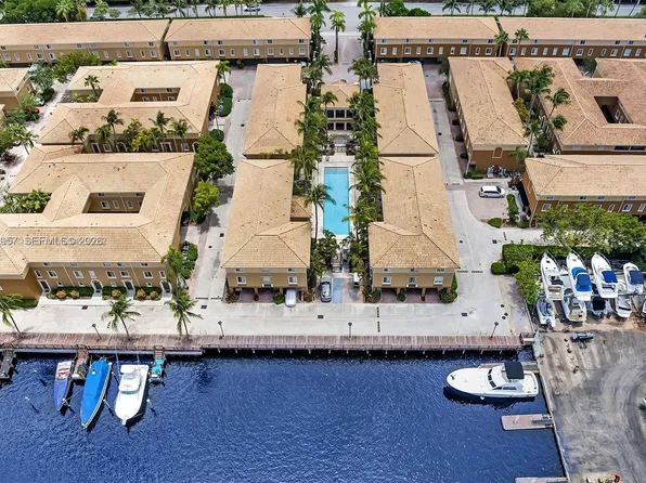 2965 NE 185th St #1513WATERFRONT, Miami, FL 33180