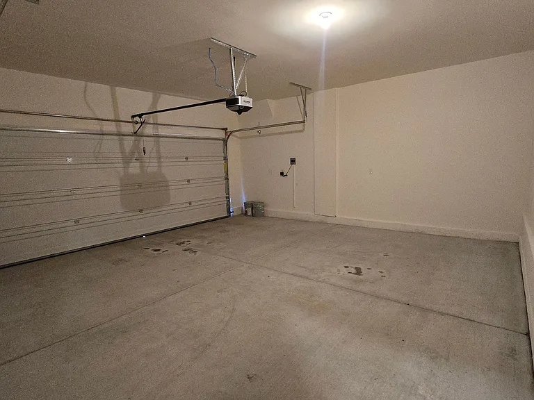 7647 Duran Harbor Ln — Photo 4