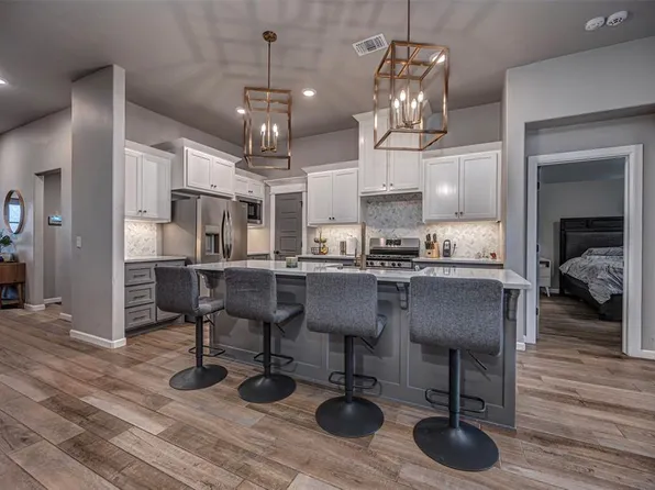 9124 NW 124th St, Yukon, OK 73099