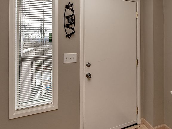 4th image of 31412 106th Pl SE APT L6