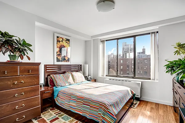 Sold by Corcoran | media 4