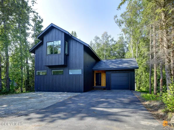 3604 Arkansas Dr, Anchorage, AK 99517