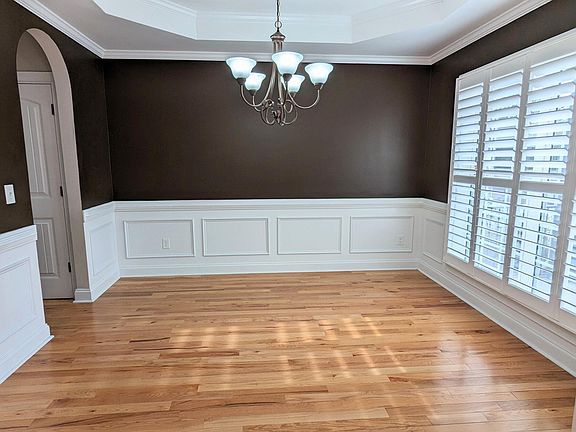 3rd image of 9512 Berwick Court