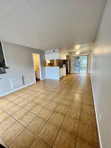 1076 Linde St Photo 1