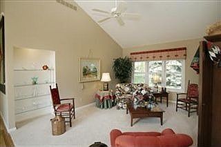 5th image of 7672 Dunross Dr